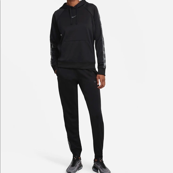 Nike joggers - Picture 5 of 6